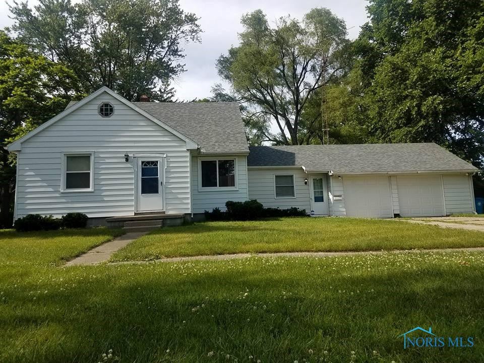 3204 Cherokee Road Toledo, OH 43613 - Photo 1 of 19 Gallery Image 1