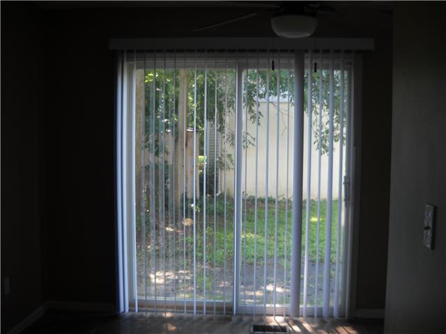 974 Exeter Road Whitehall, OH 43213 - Photo 6 of 7