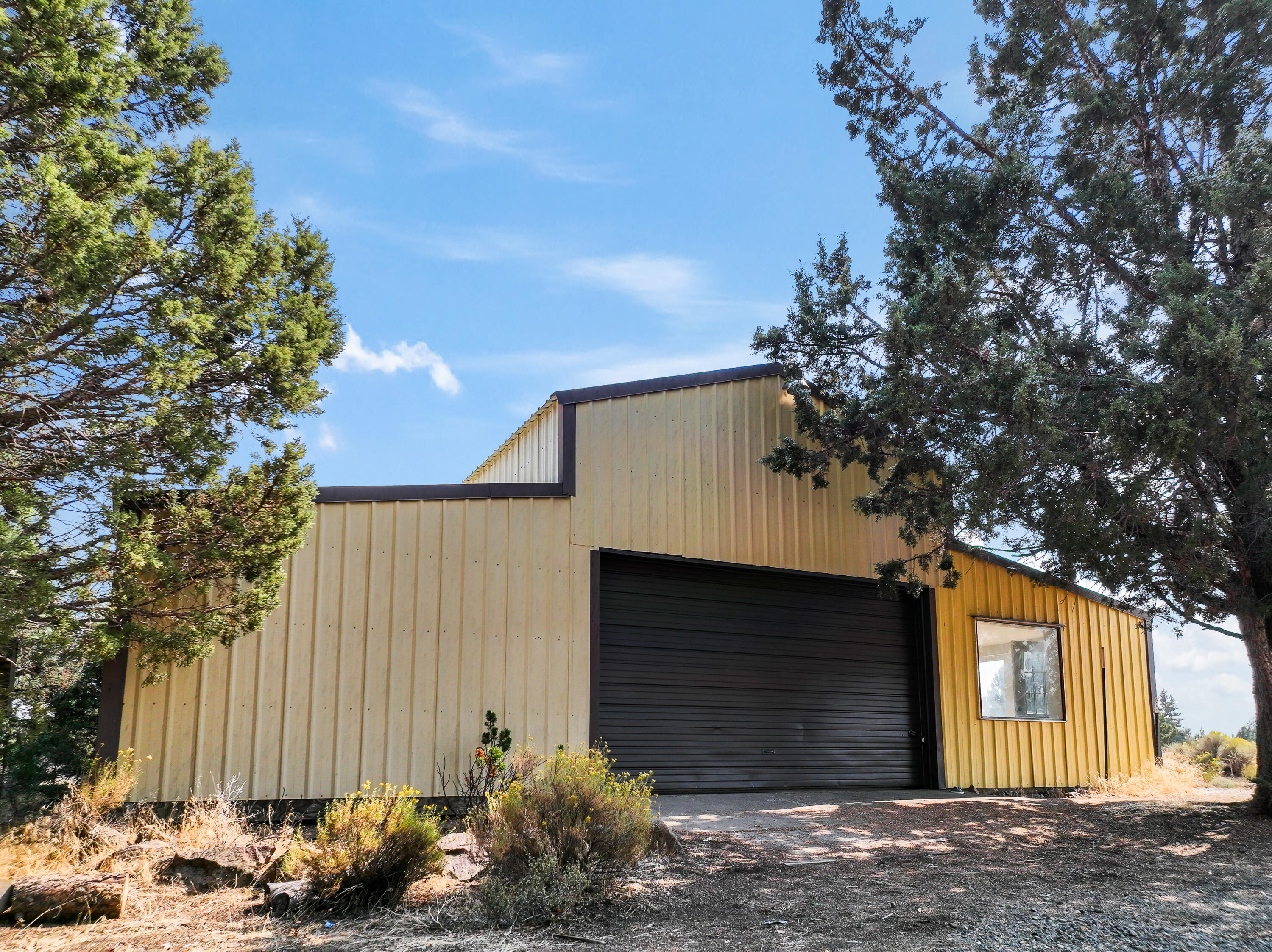 17845 Plainview Road Bend, OR 97703 - Photo 7 of 41 Detached Shop w/ Bonus Area