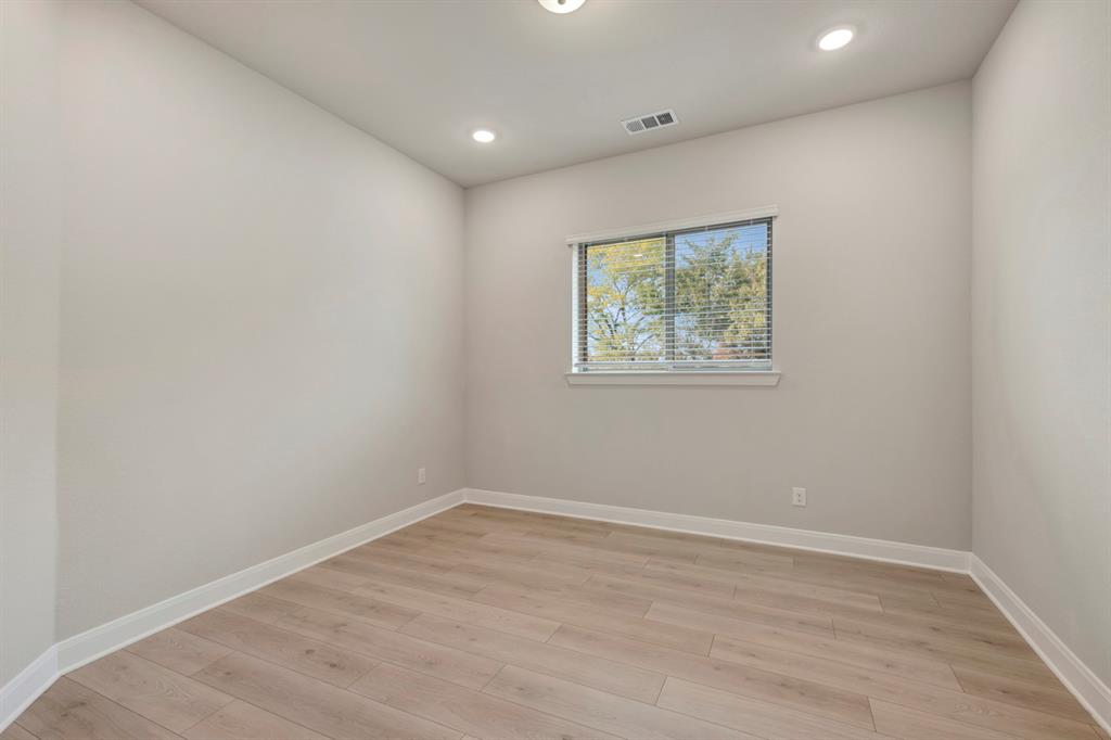 1520 Ebling Way Van Alstyne, TX 75495 - Photo 12 of 23