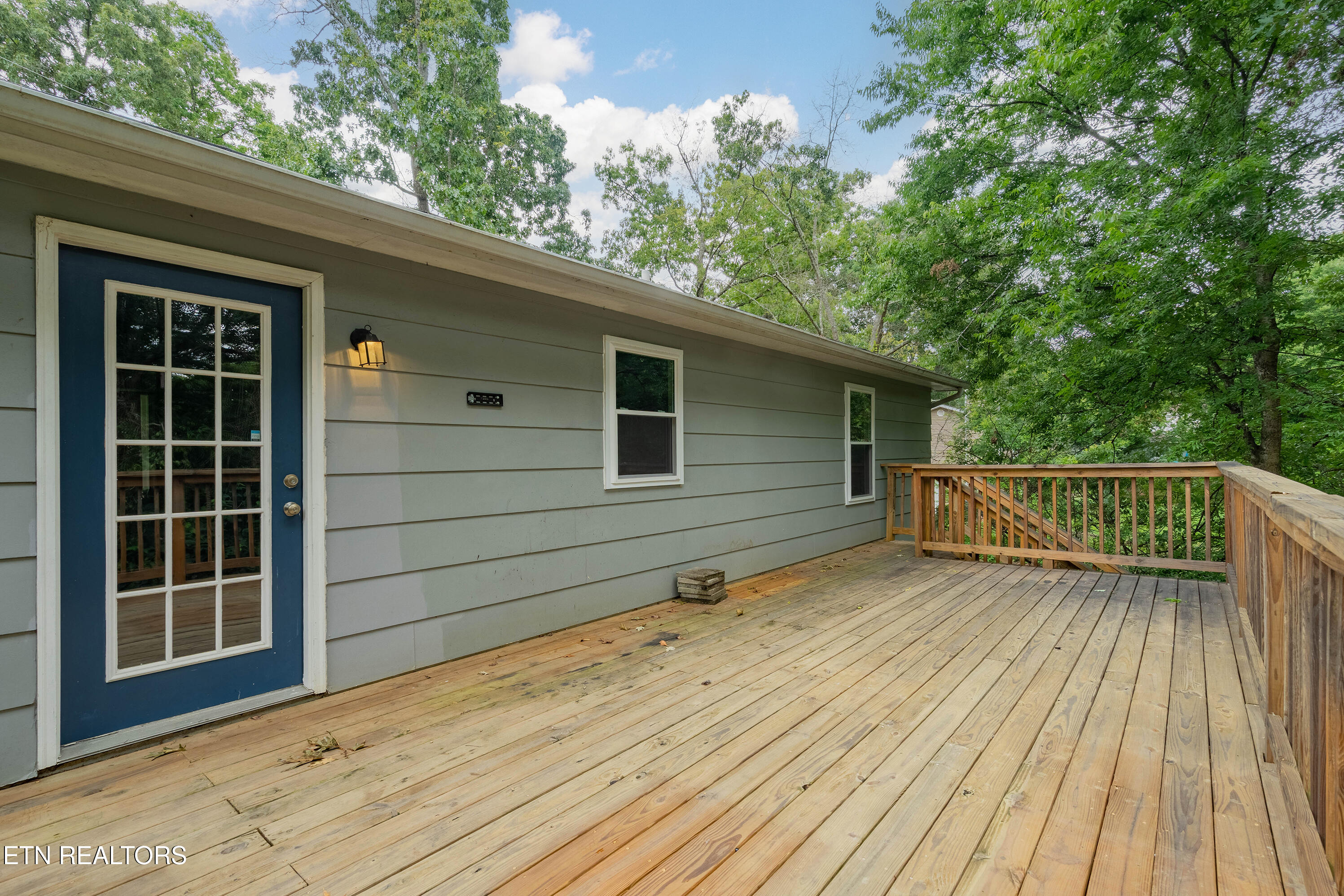 2326 Chukar Road Knoxville, TN 37923 - Photo 4 of 27 c24