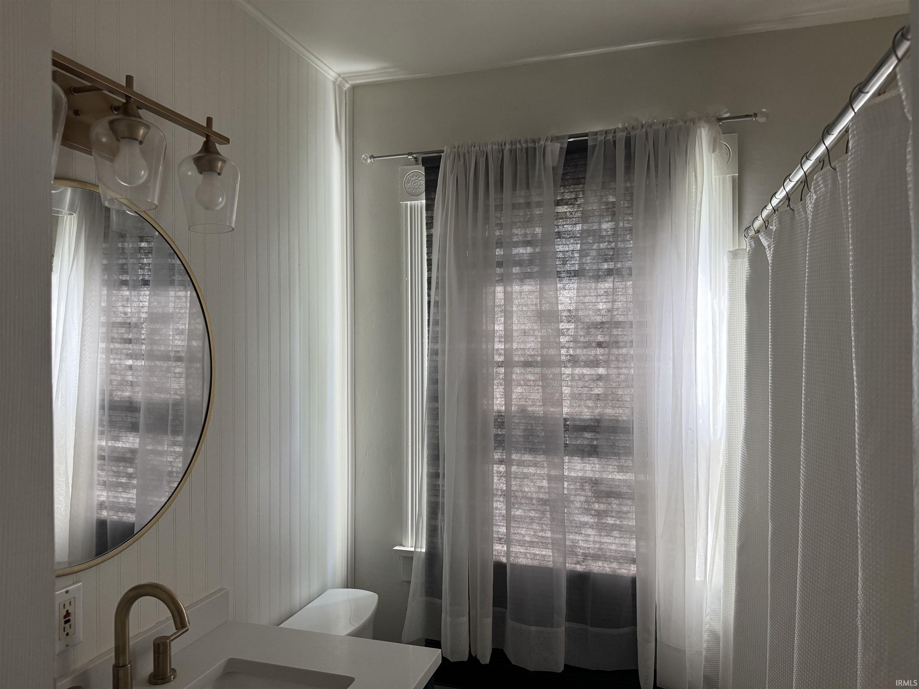 704 North Washington Street Decatur, IN 46733 - Photo 14 of 31