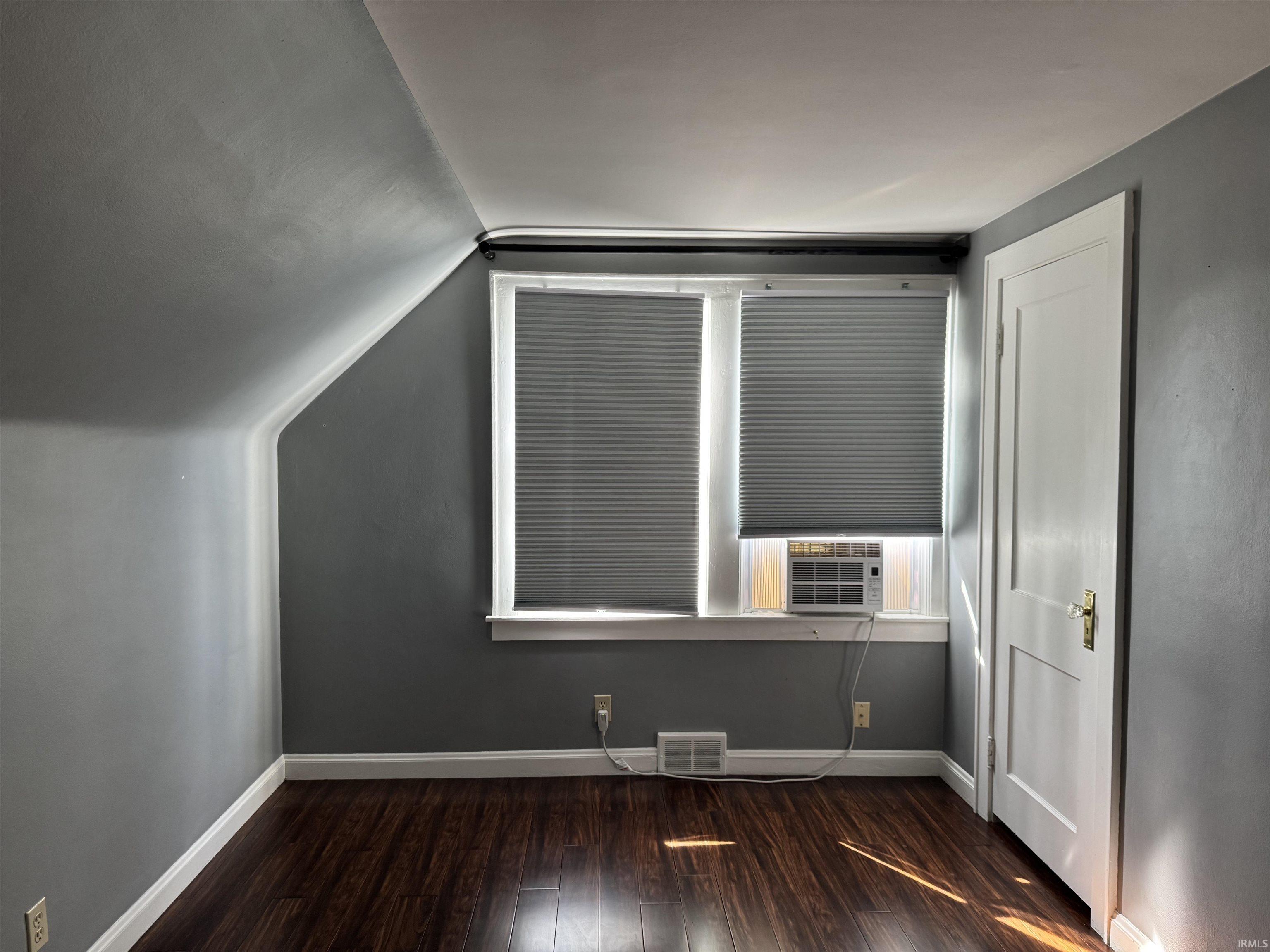 704 North Washington Street Decatur, IN 46733 - Photo 17 of 31