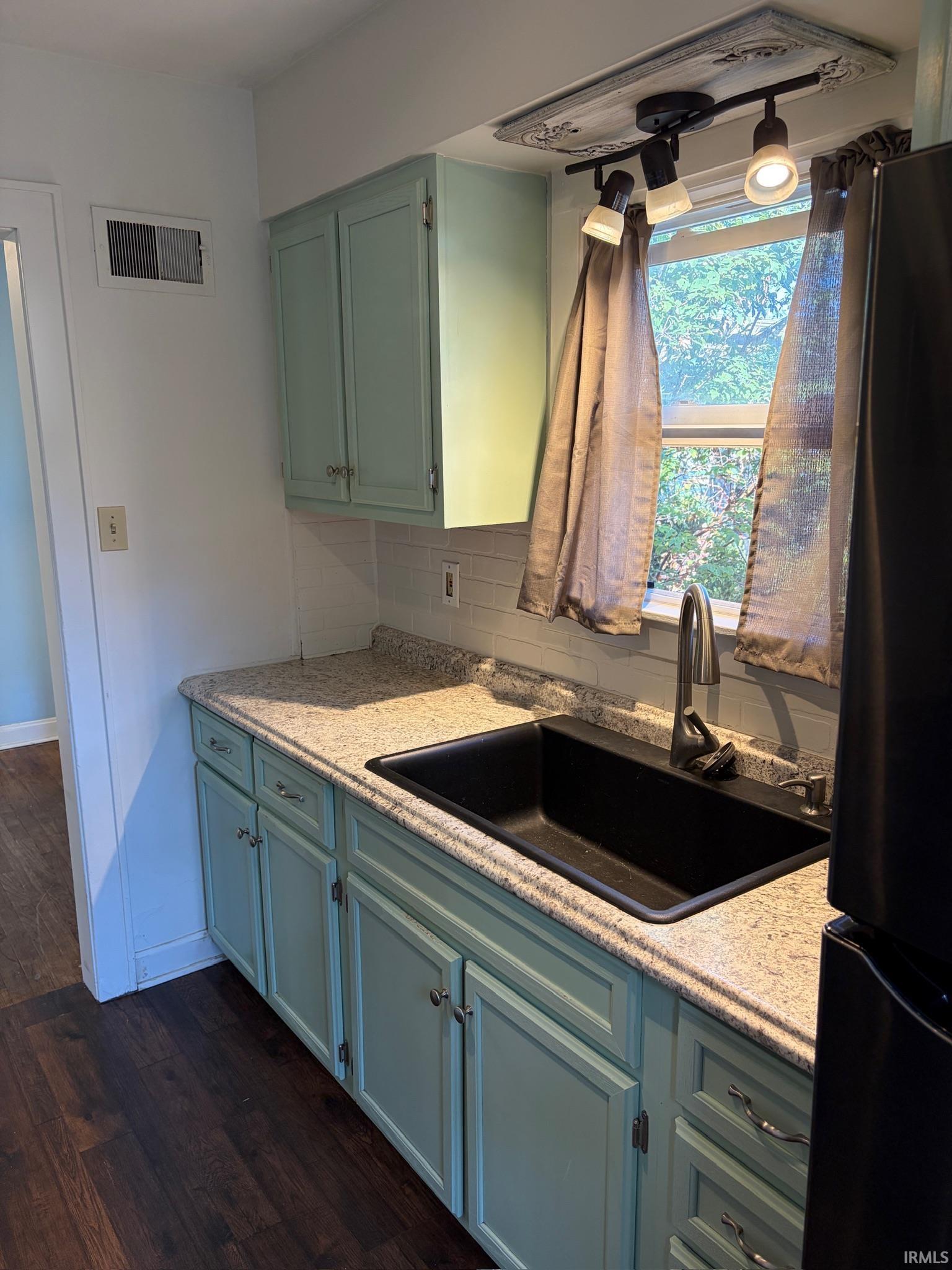 704 North Washington Street Decatur, IN 46733 - Photo 31 of 31