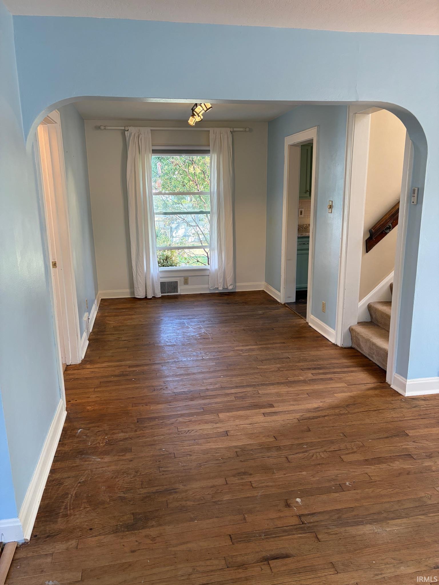 704 North Washington Street Decatur, IN 46733 - Photo 4 of 31