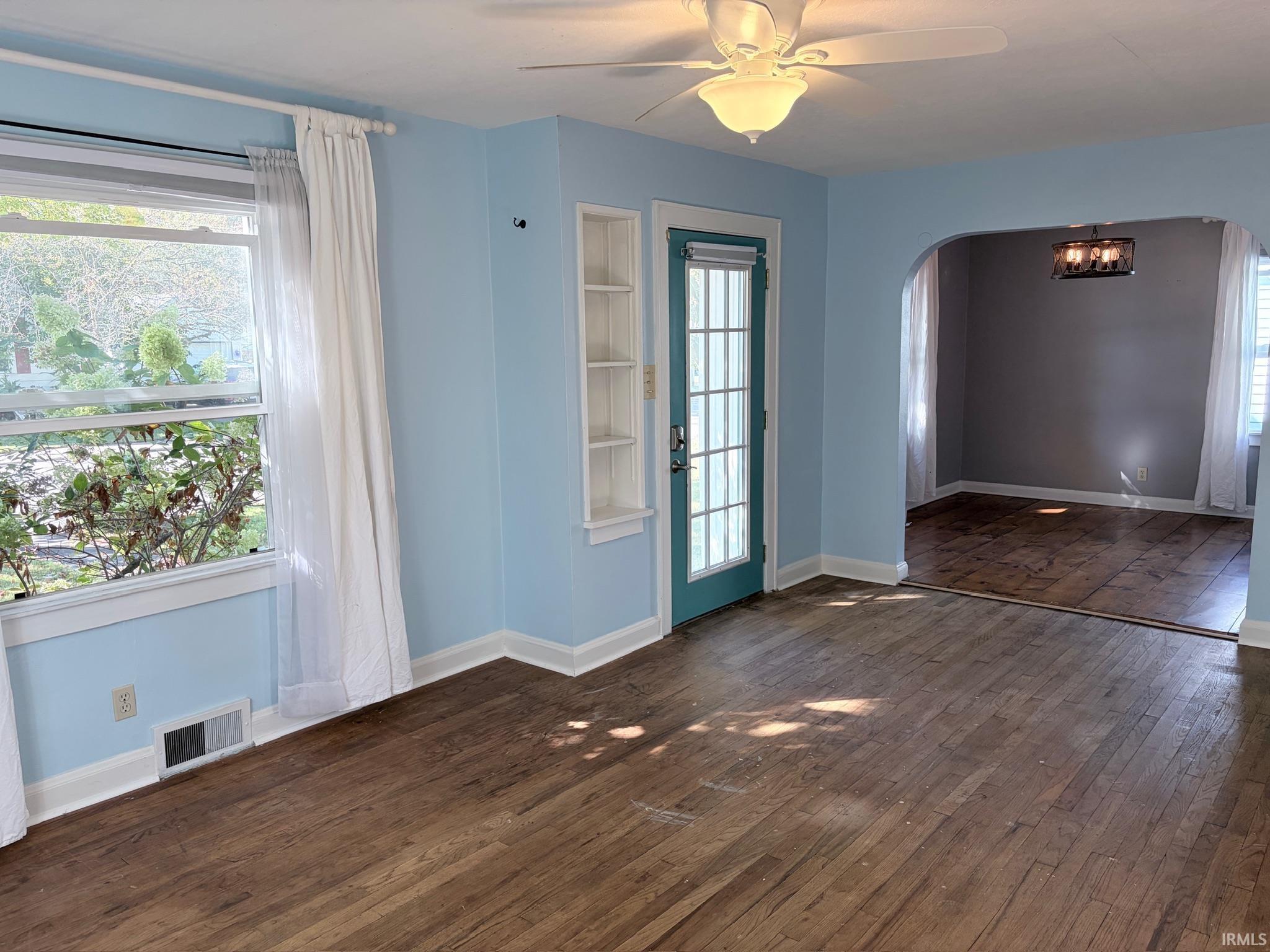 704 North Washington Street Decatur, IN 46733 - Photo 10 of 31