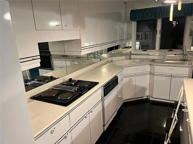 $699,900 | 209 Richland Avenue, Dravosburg, PA 15034