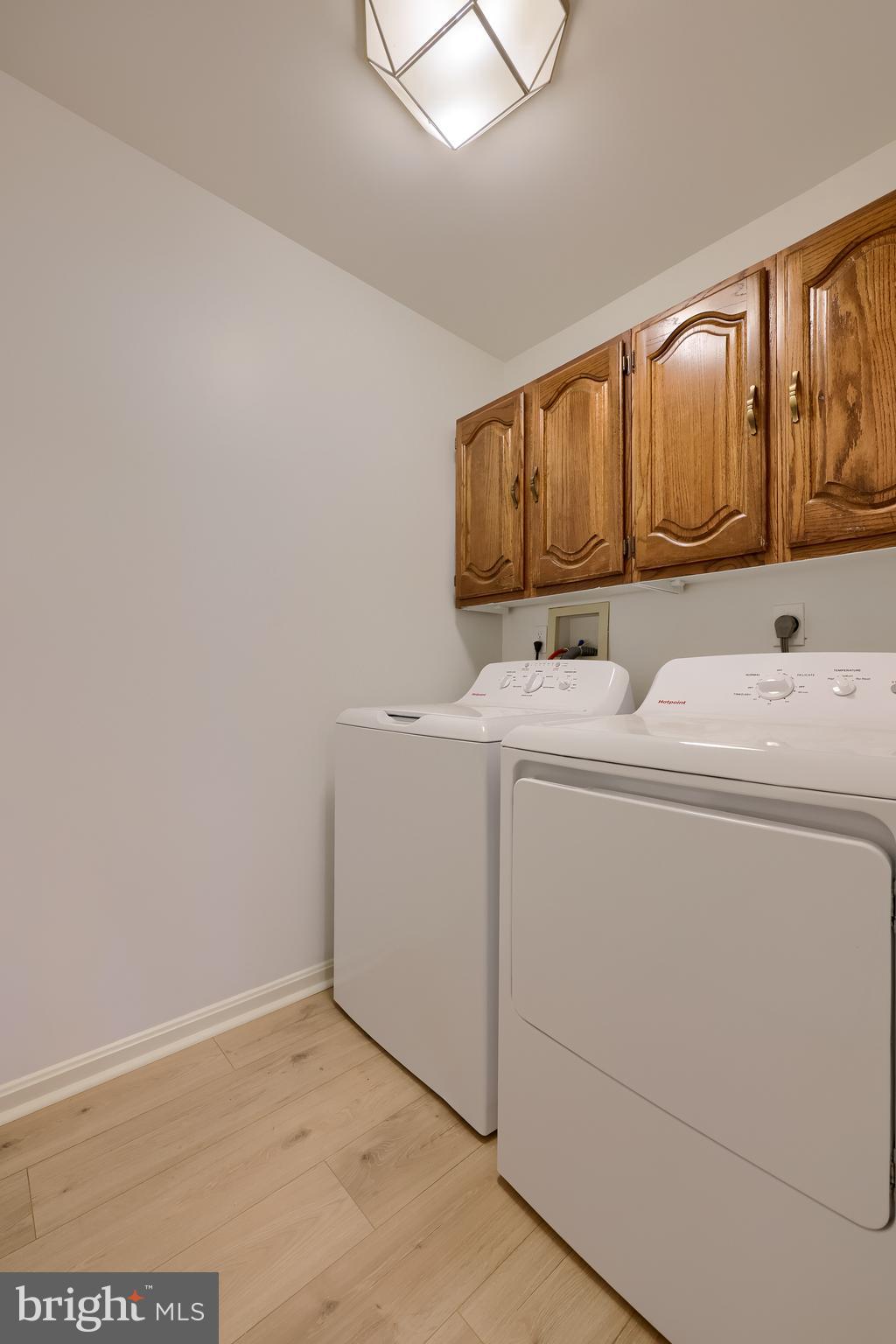 1 Brookwood Drive Lititz, PA 17543 - Photo 25 of 42 a utility room with dryer and washer