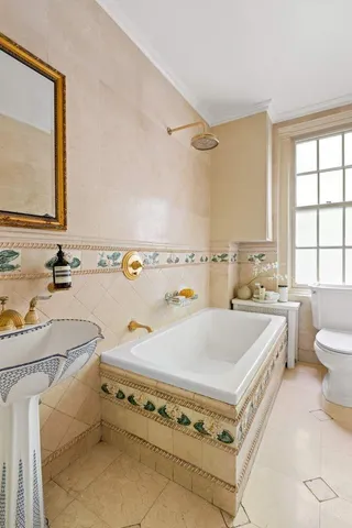 $3,300,000 | 173-175 Riverside Drive, Unit 12Z | Upper West Side