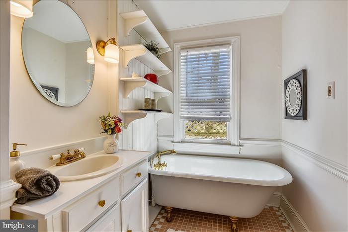 168 Acton Road Annapolis, MD 21403 - Photo 33 of 47 Gallery Image 33
