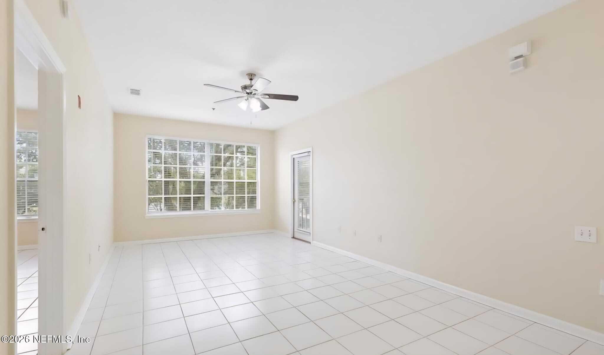 10550 Baymeadows Road, Unit 510 Jacksonville, FL 32256 - Photo 5 of 36 Outlook_Living