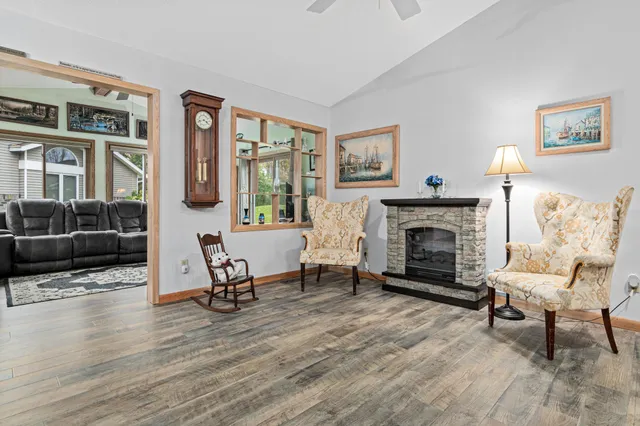 $300,000 | 2013 91st Lane, Brooklyn Park, MN 55443