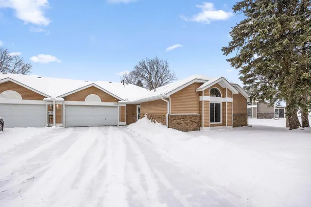$300,000 | 2013 91st Lane, Brooklyn Park, MN 55443