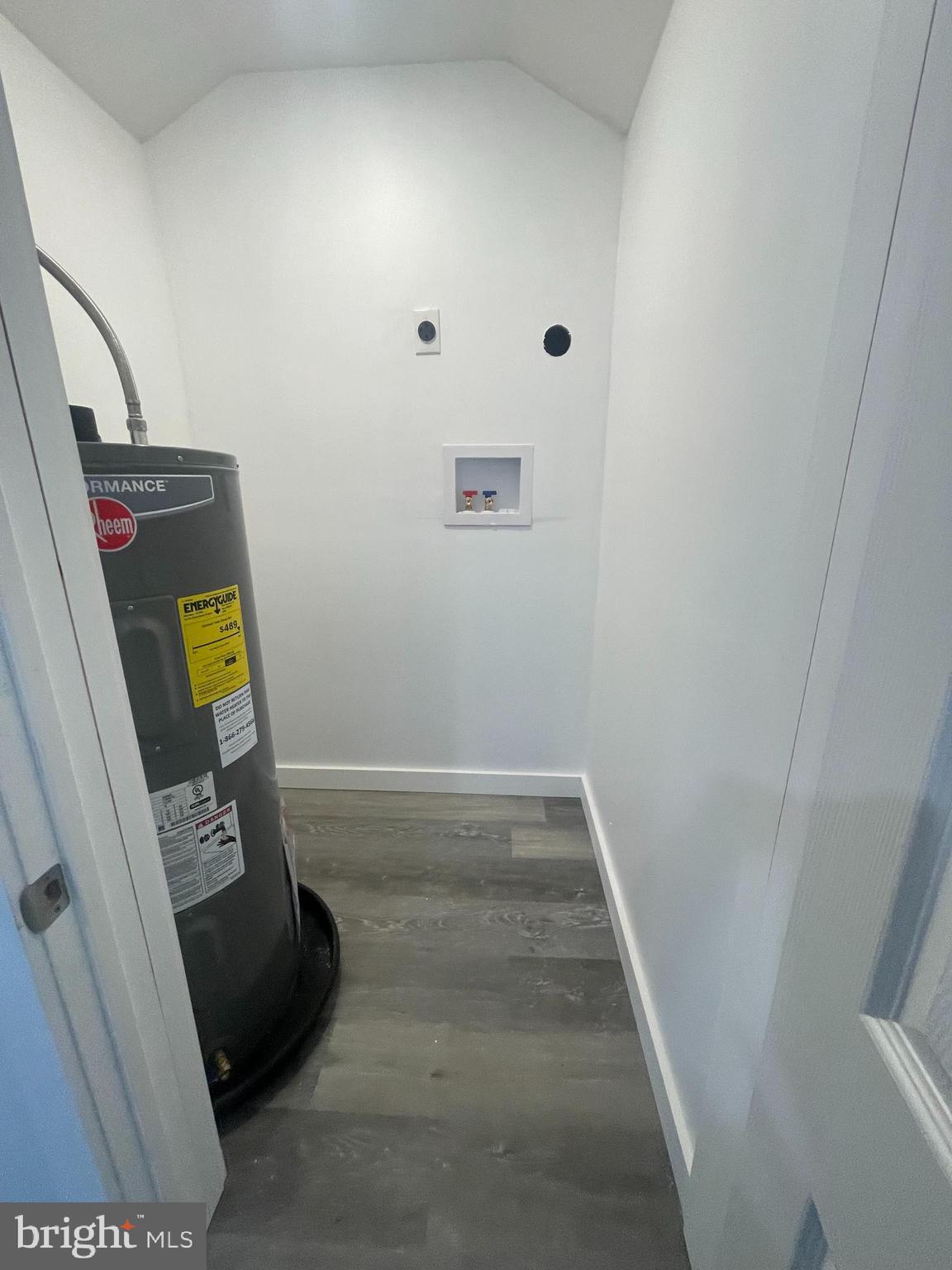 25 West 33rd Street Reading, PA 19606 - Photo 13 of 14