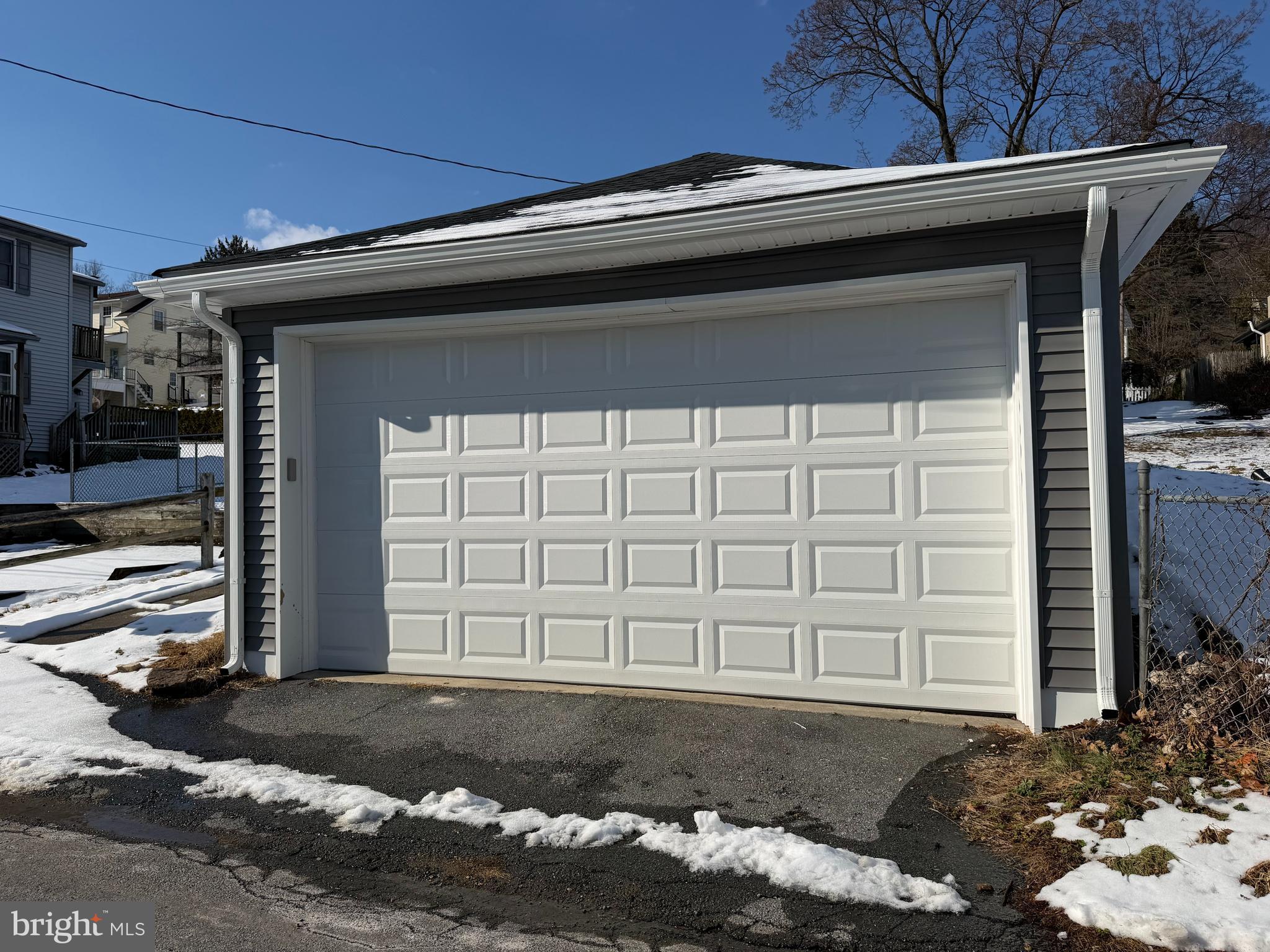 25 West 33rd Street Reading, PA 19606 - Photo 3 of 14