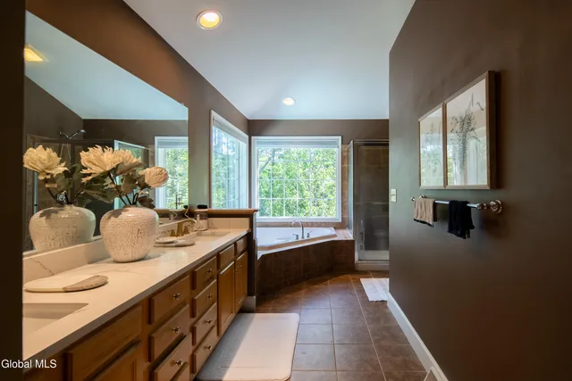 $4,500 | 20 Fairhill Road, Clifton Park, NY 12065