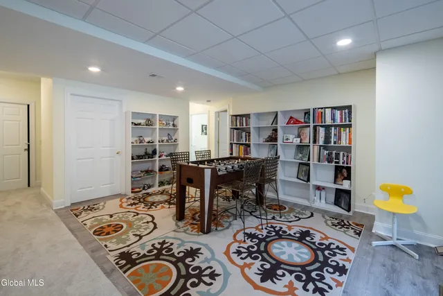 $4,500 | 20 Fairhill Road, Clifton Park, NY 12065