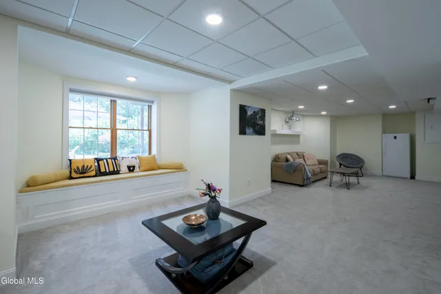 $4,500 | 20 Fairhill Road, Clifton Park, NY 12065