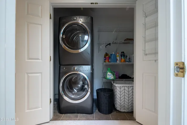 $4,500 | 20 Fairhill Road, Clifton Park, NY 12065