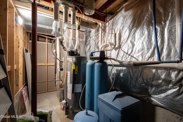 $4,500 | 20 Fairhill Road, Clifton Park, NY 12065