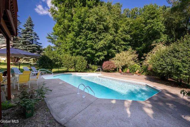 $4,500 | 20 Fairhill Road, Clifton Park, NY 12065