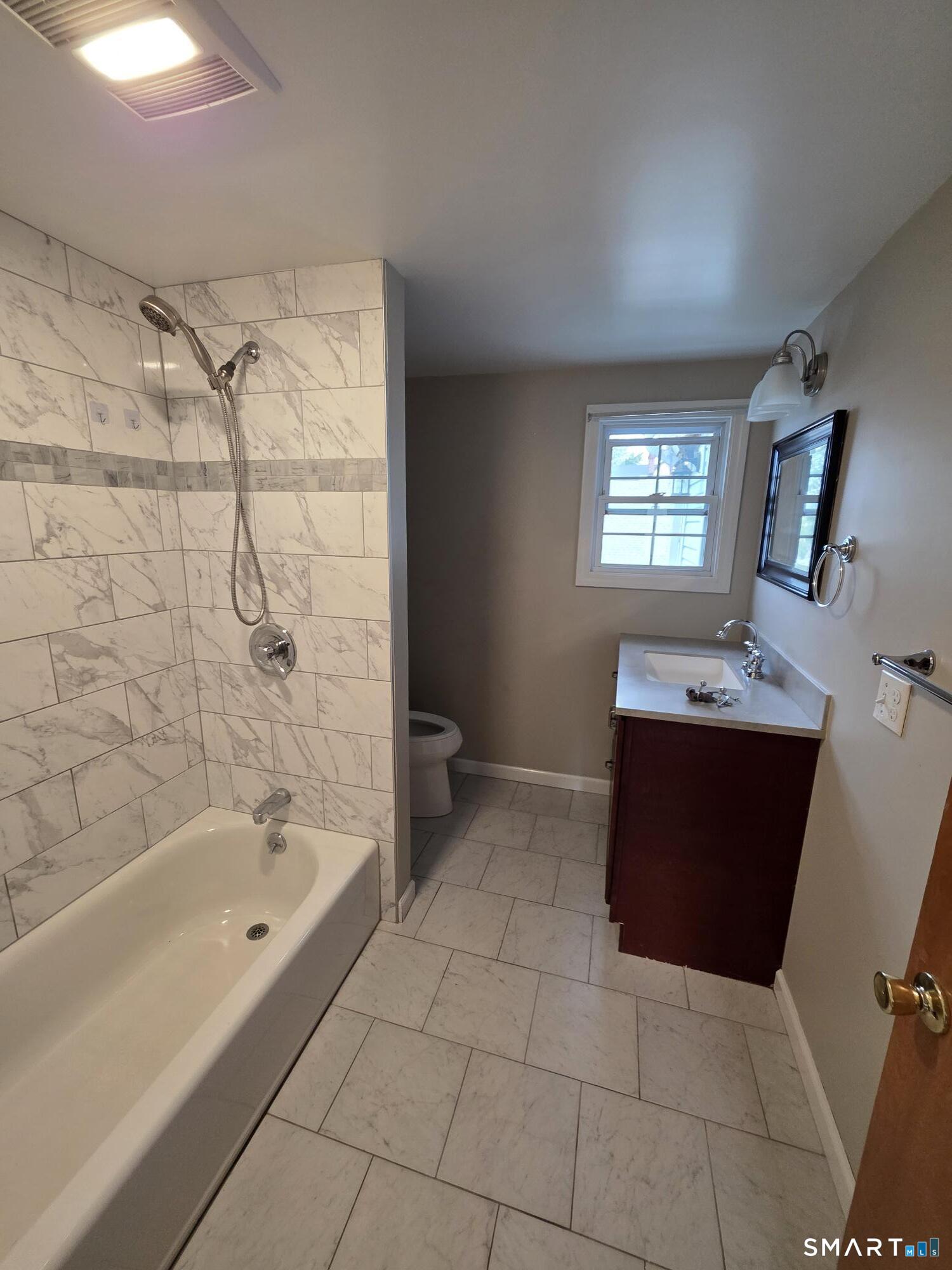 138 Divinity Street Bristol, CT 06010 - Photo 10 of 14 Gallery Image 10