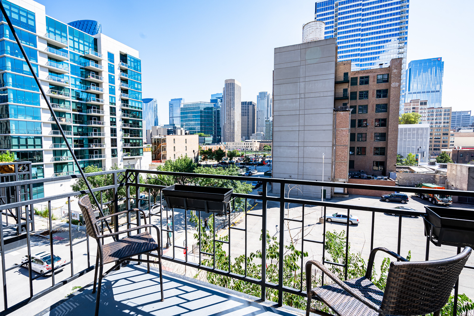 843 West Adams Street, Unit 406 Chicago, IL 60607 - Photo 2 of 14