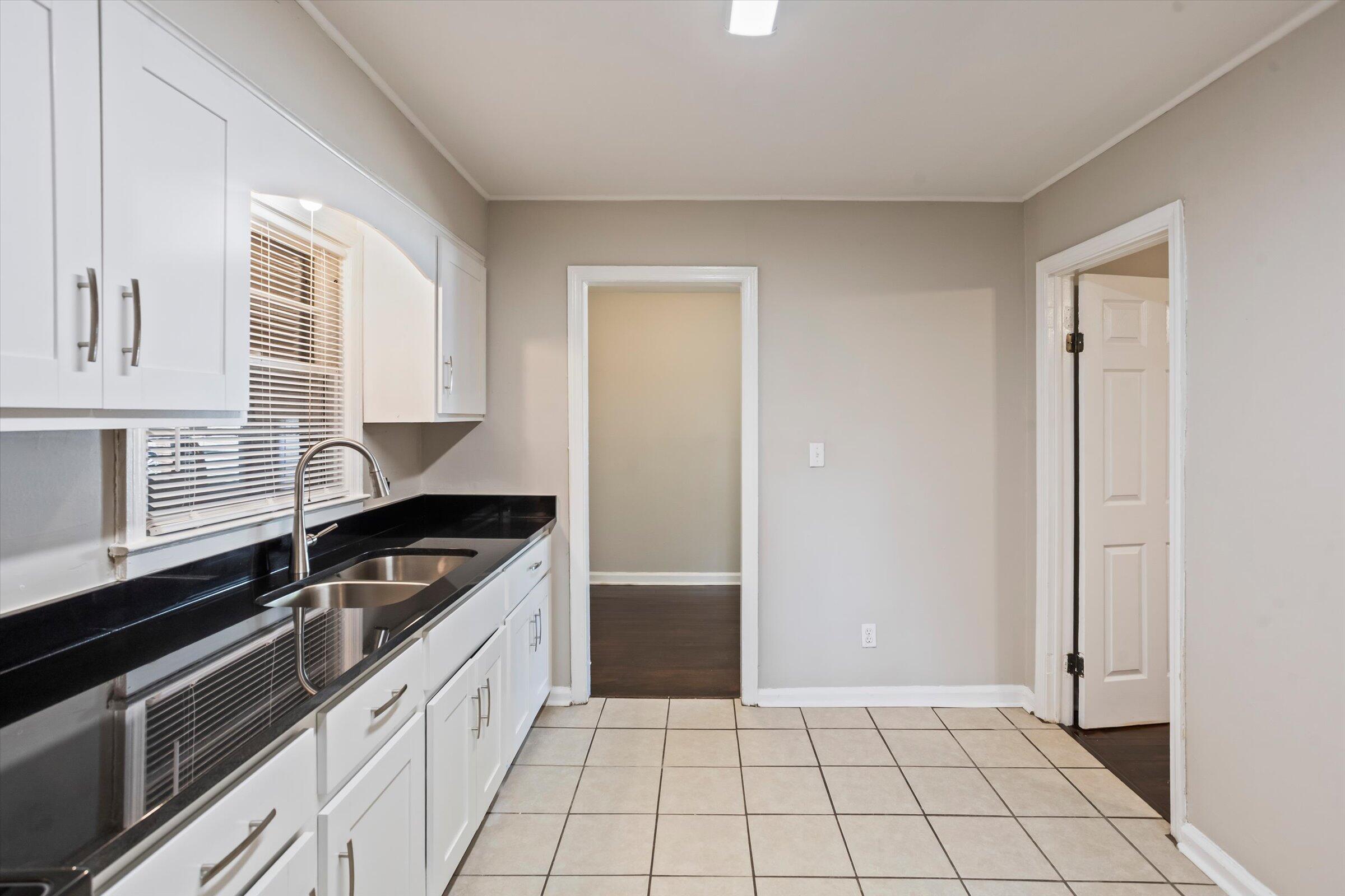 2562 Ivey Road Augusta, GA 30906 - Photo 7 of 24 12-IMG_1142