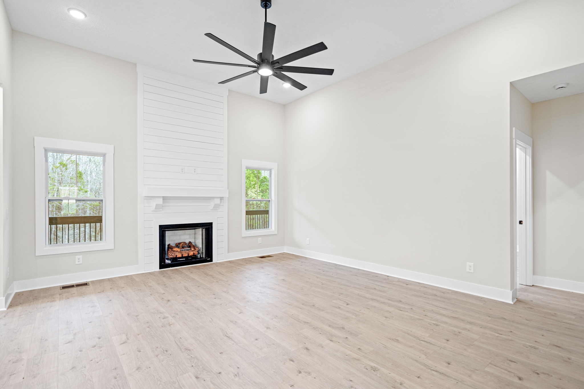 1773 Powell Road Clarksville, TN 37043 - Photo 9 of 42 Gallery Image 9
