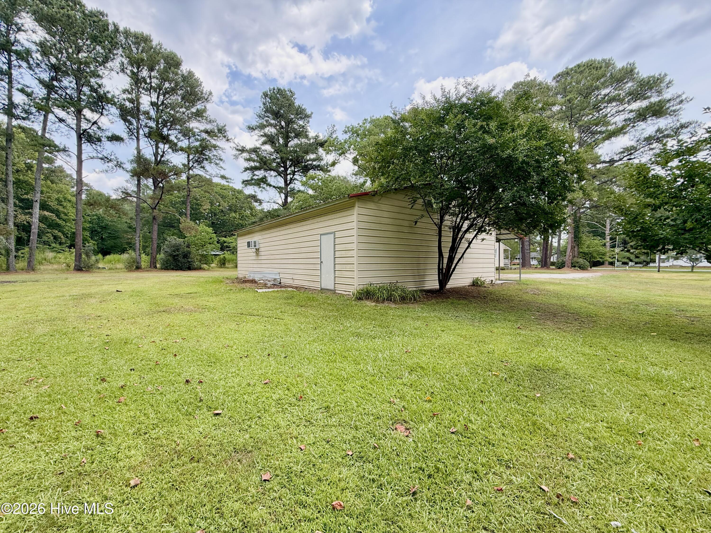 2898 Wallace Family Road Kinston, NC 28501 - Photo 19 of 58