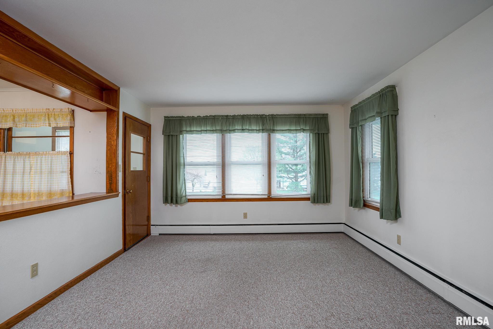 714 North Main Street Port Byron, IL 61275 - Photo 5 of 25