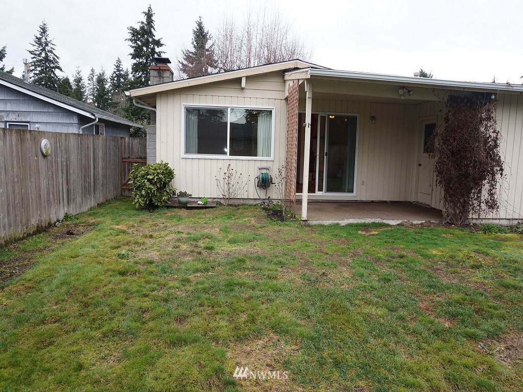4013 Northeast 7th Street Renton, WA 98056 - Photo 8 of 10