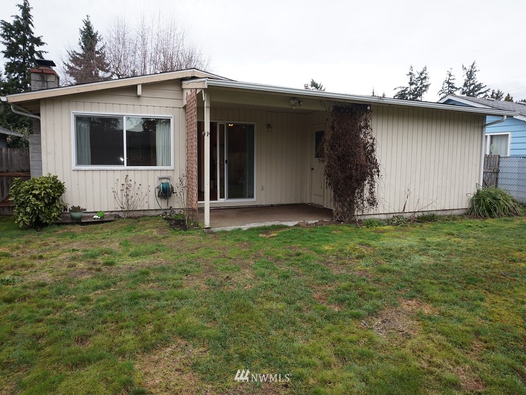 4013 Northeast 7th Street Renton, WA 98056 - Photo 9 of 10