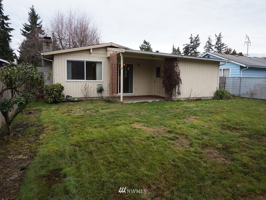 4013 Northeast 7th Street Renton, WA 98056 - Photo 10 of 10