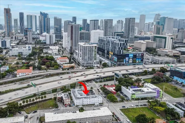 $1,600 | 365 Northwest 8th Street, Unit 111, Miami, FL 33136