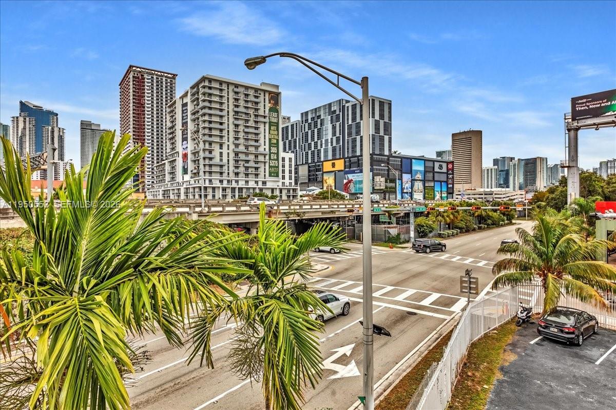 365 Northwest 8th Street, Unit 111 Miami, FL 33136 - Photo 16 of 18