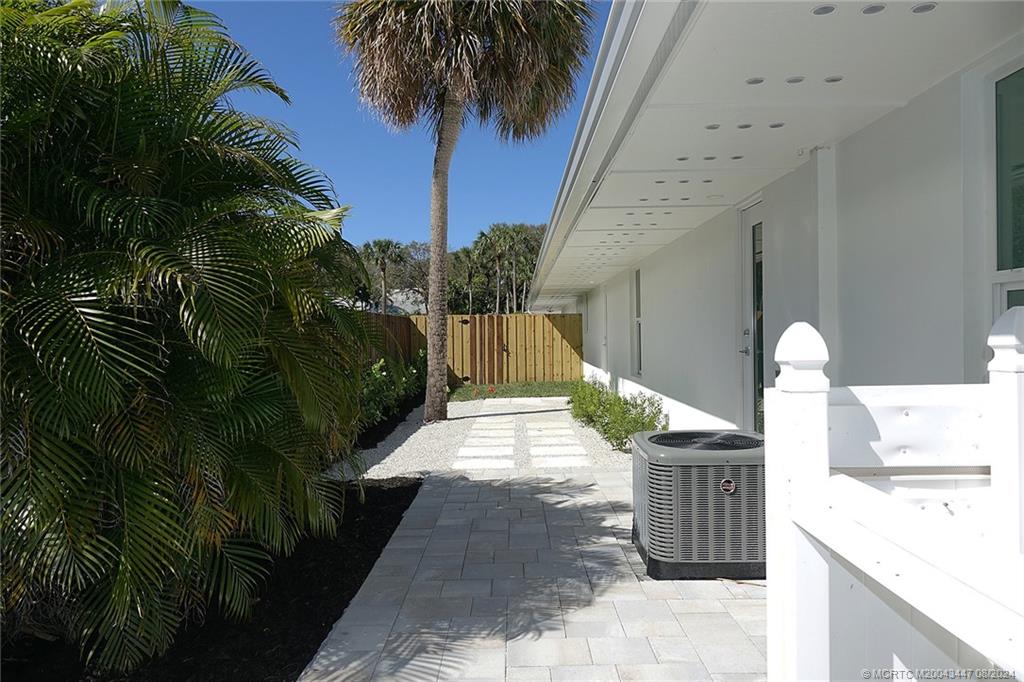 55 North Sewalls Point Road Sewall's Point, FL 34996 - Photo 46 of 49 Gallery Image 46