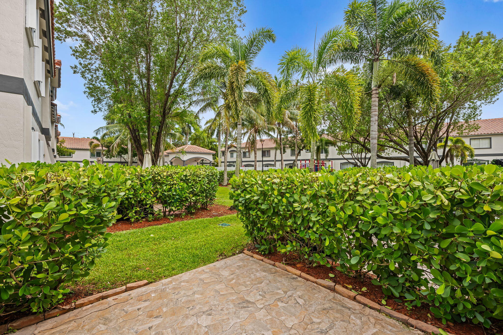 7920 Catalina Circle Tamarac, FL 33321 - Photo 19 of 20 2-web-or-mls-DSC_9832