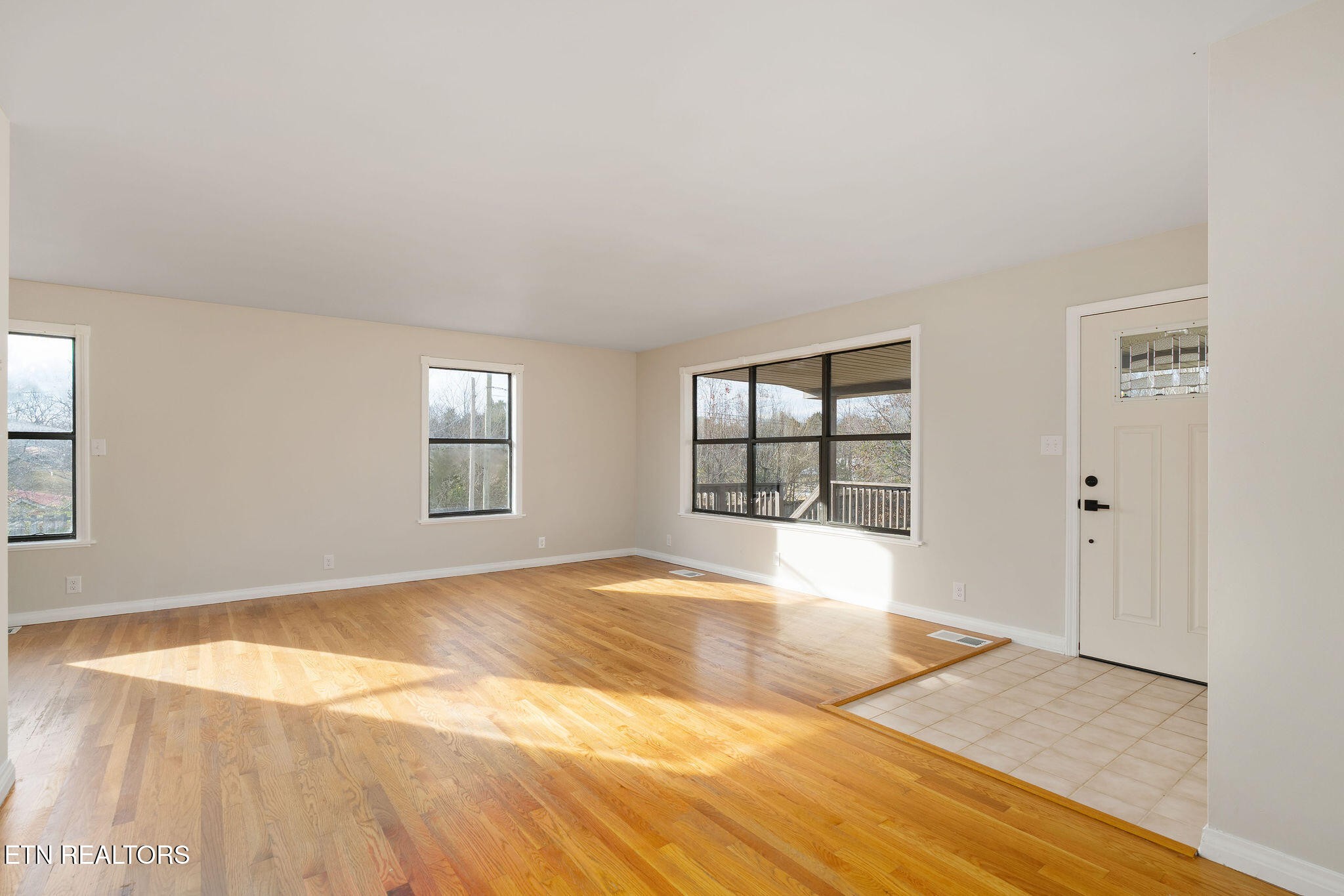 630 Arrowhead Loop Midway, TN 37809 - Photo 5 of 50