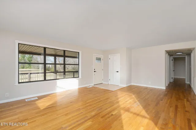 $299,900 | 630 Arrowhead Loop, Midway, TN 37809