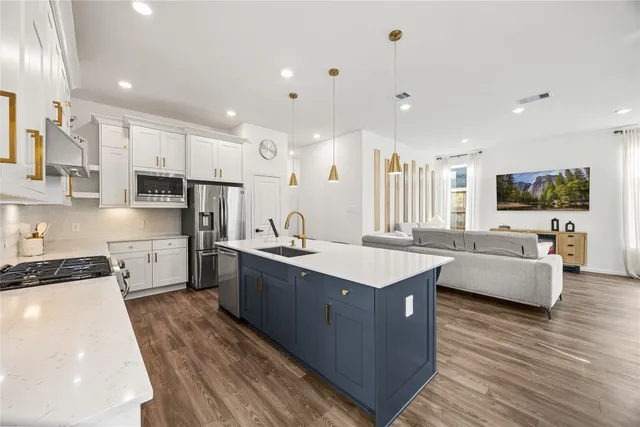 $405,000 | 35425 Woodtrace Circle, Pinehurst, TX 77362