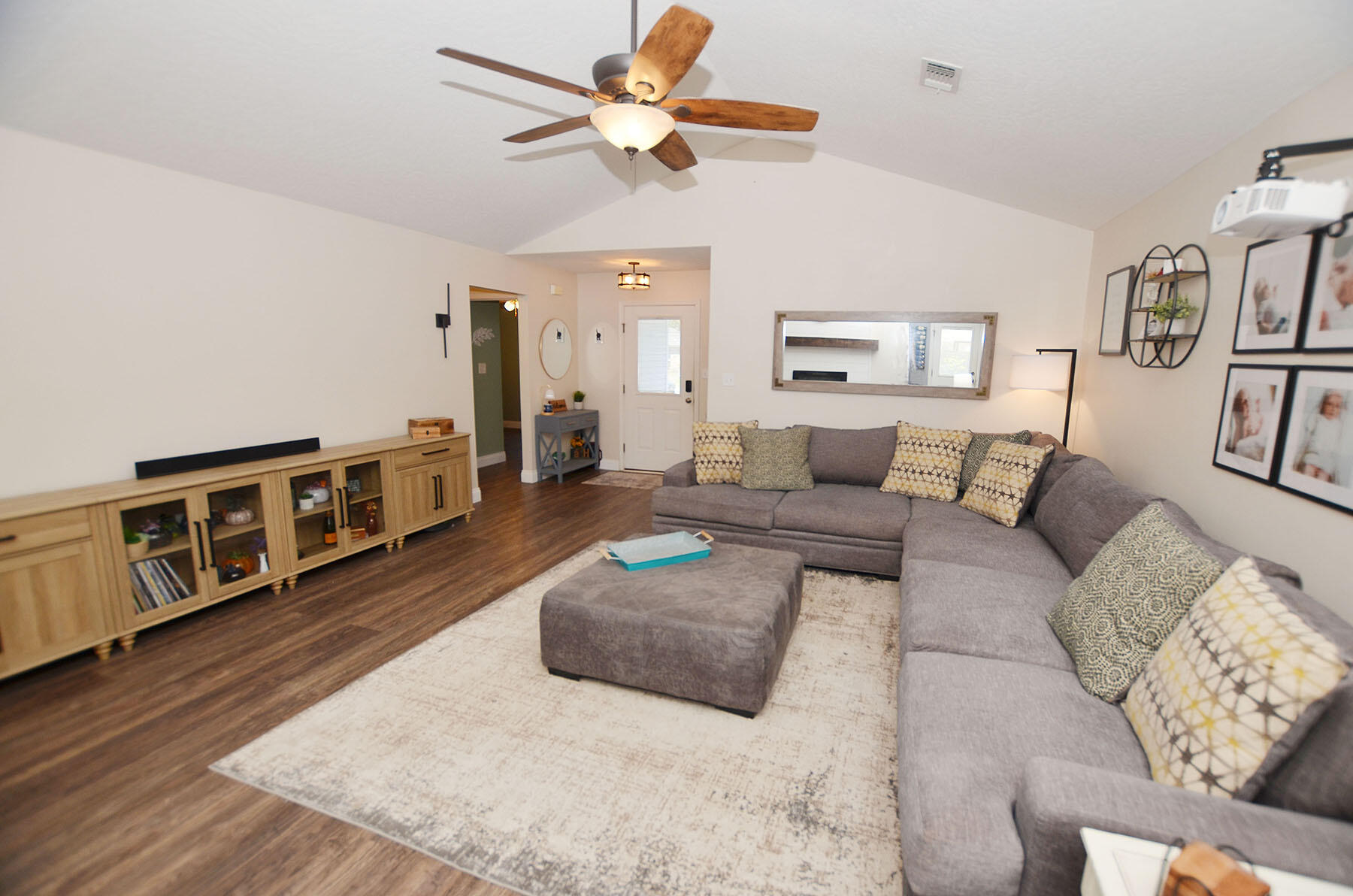 8271 Tavira Street Navarre, FL 32566 - Photo 10 of 60 Tavira531