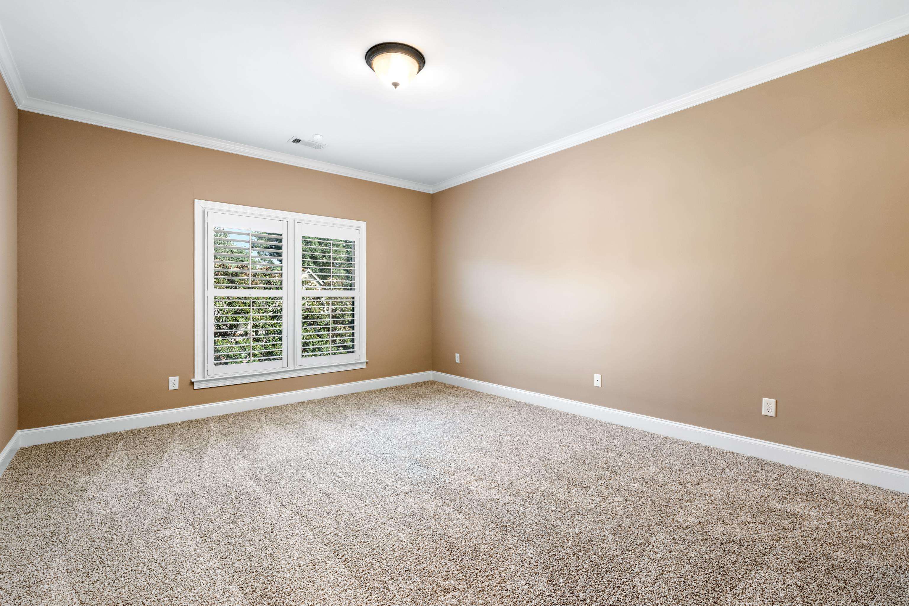 2840 Rue Jordan Cove Germantown, TN 38138 - Photo 32 of 40 an empty room with a window