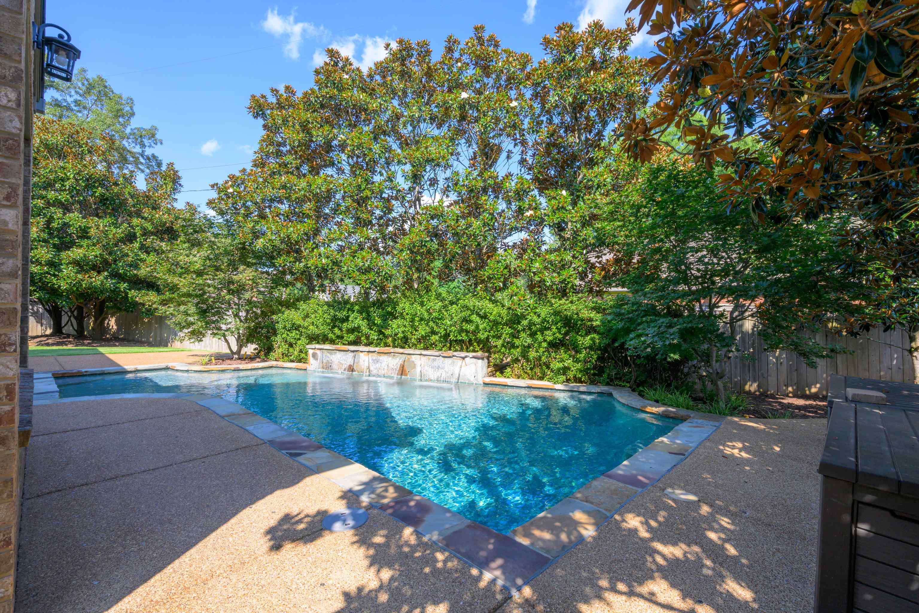 2840 Rue Jordan Cove Germantown, TN 38138 - Photo 36 of 40 a view of a outdoor space