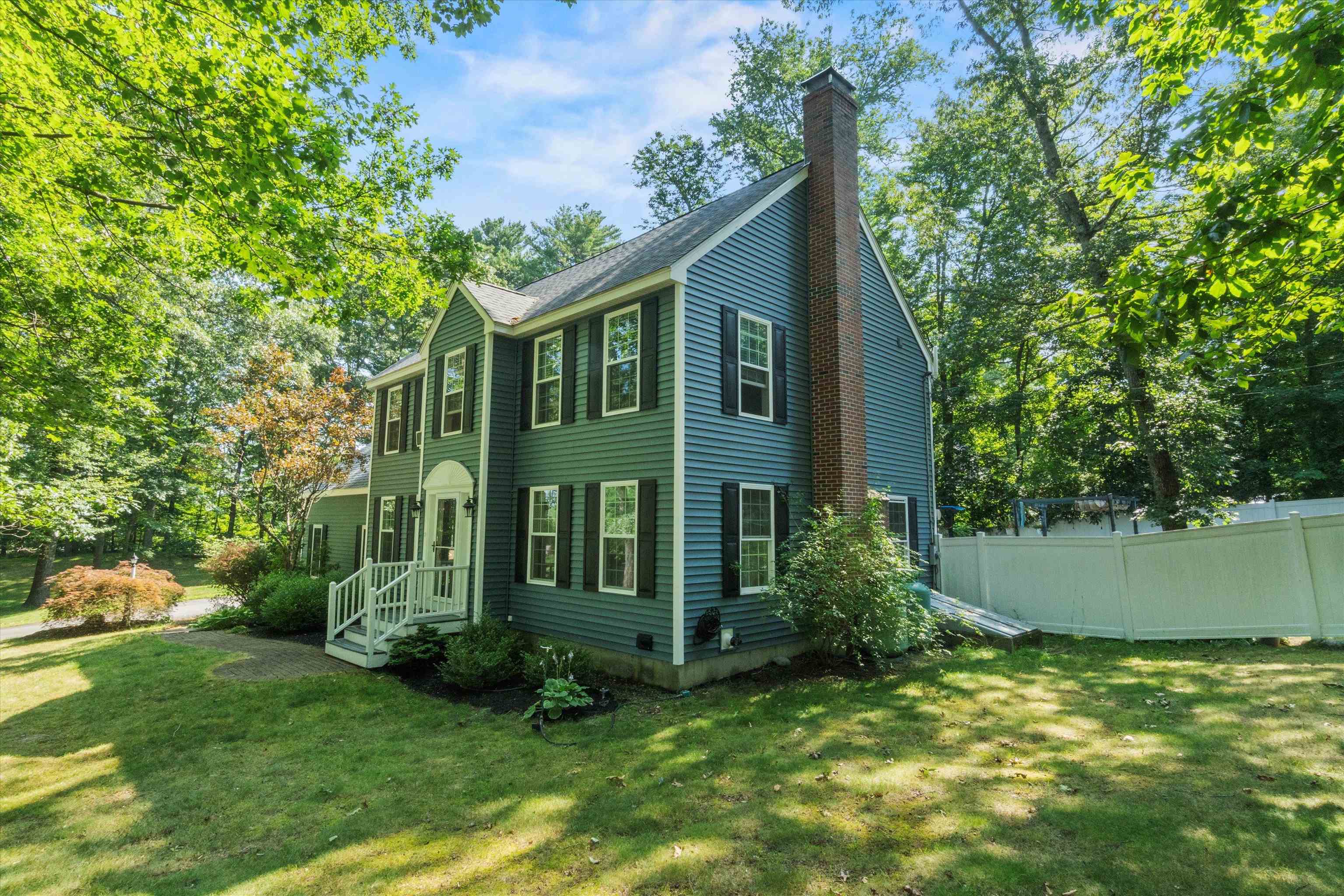 2 Trishas Way Stratham, NH 03885 - Photo 3 of 59 Gallery Image 3
