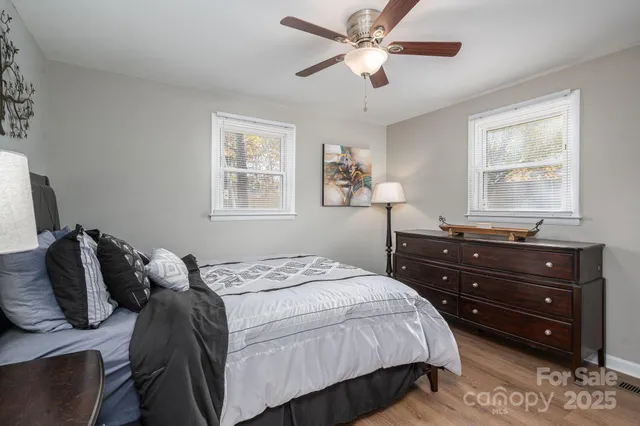 $213,000 | 164 8th Avenue Southwest, Conover, NC 28613