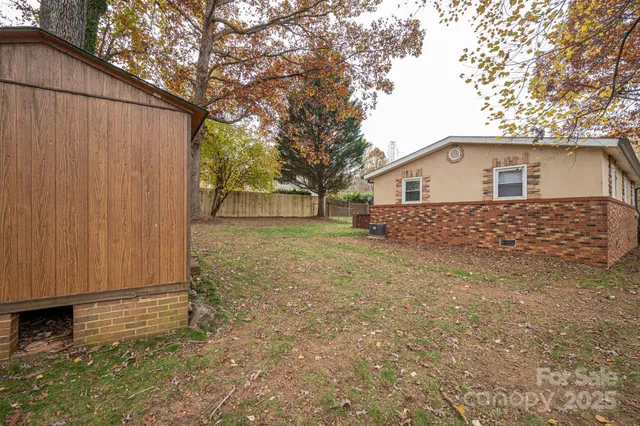 $213,000 | 164 8th Avenue Southwest, Conover, NC 28613