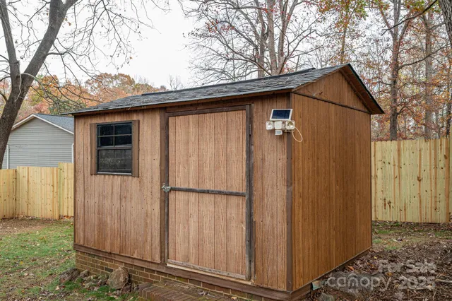 $213,000 | 164 8th Avenue Southwest, Conover, NC 28613