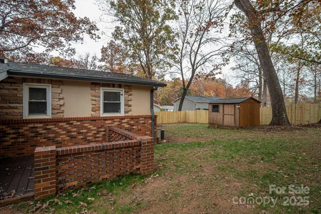 $213,000 | 164 8th Avenue Southwest, Conover, NC 28613