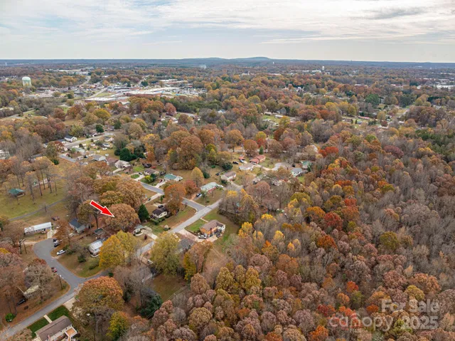 $213,000 | 164 8th Avenue Southwest, Conover, NC 28613